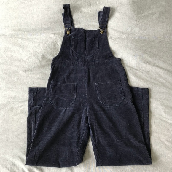 ✨SOLD✨ Lykke Wullf Dusty Overalls in Navy Corduroy - Picture 5 of 8